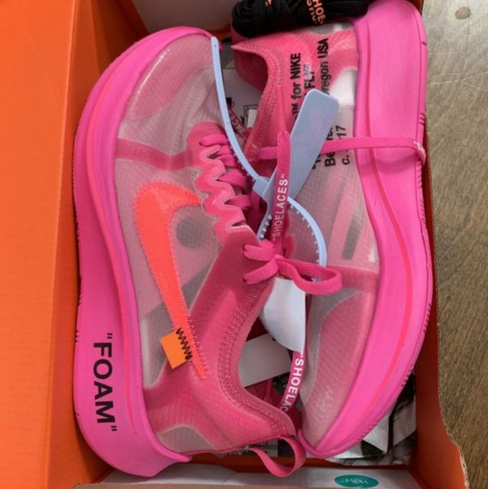 Off-White Nike Zoom tulip pink